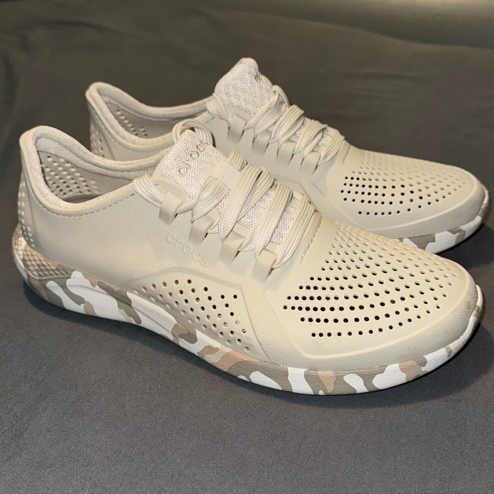 Crocs LiteRide Sneakers - Women’s Size 9